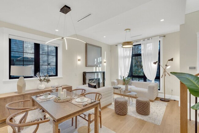 Photo - 2145 W 32nd Ave Unit ID1051788P