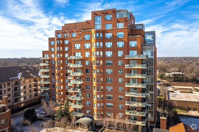 Photo - Kirkwood Circle