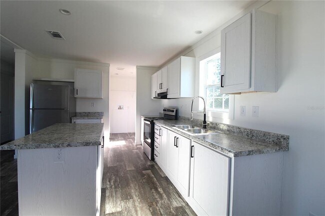 Photo - 4117 10th St Ct E