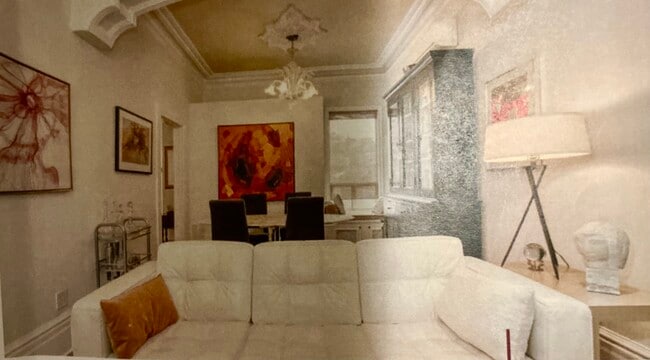 140 Dovercourt Rd Unit Suzanne Brown