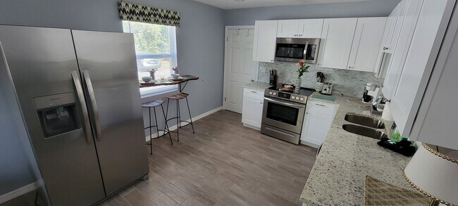Photo - Beautifully Updated Furnished 2 Bed 1 Bath...