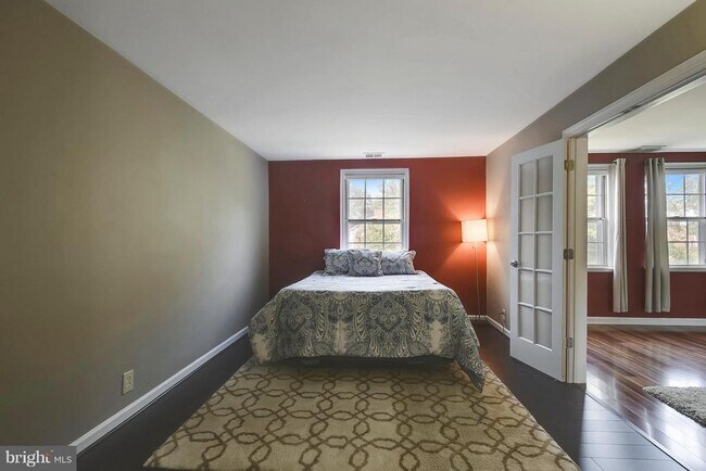 Photo - 4426 36th St S