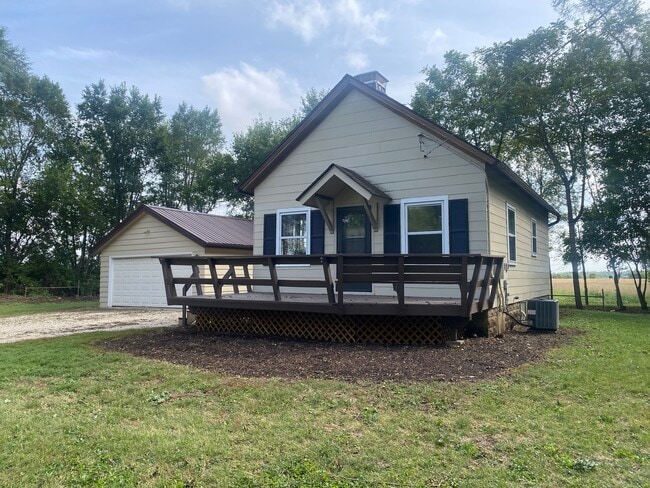 Photo - 15601 W South Street Rd