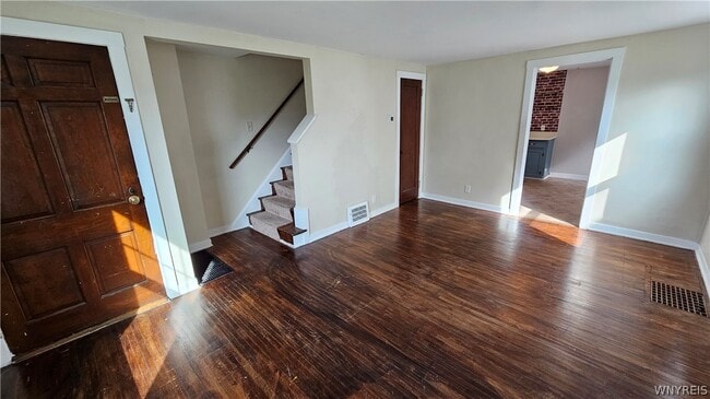 107 Fowler Ave