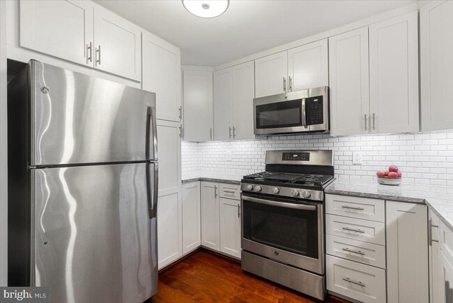 Photo - 350 G St SW Unit N212