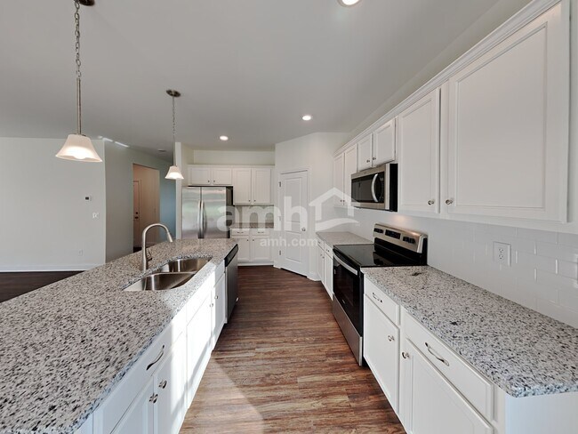 Photo - 5070 Hudson Vly Dr