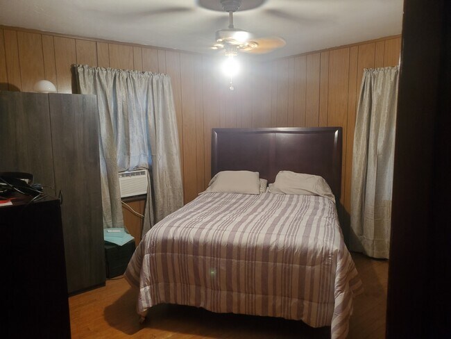 Photo - 810 Frederick St