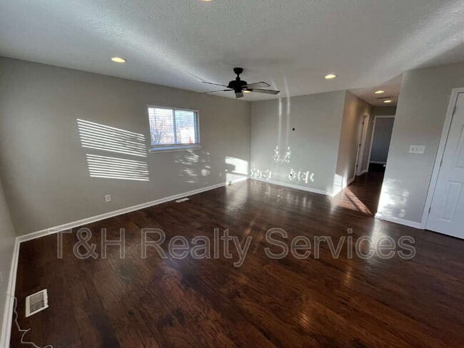 Photo - 333 N 7th Ave