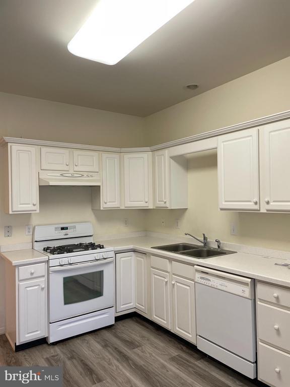 Photo - 107 Warwick Rd