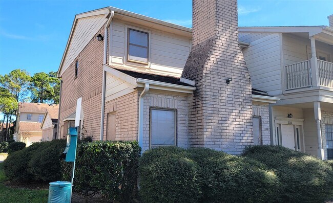 Photo - 800 Country Pl Dr Unidad 301