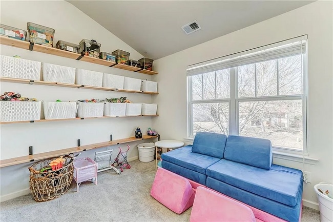 Photo - 160 Renford Rd