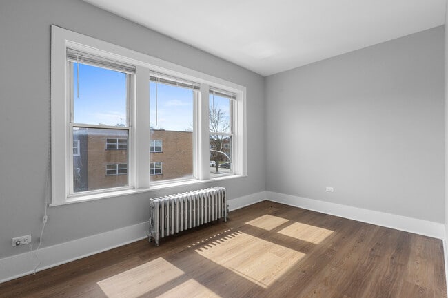 Photo - 3222 W Grace St