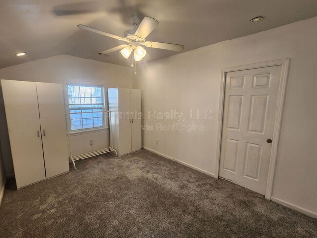 Photo - 1064 Curran St NW Unidad D