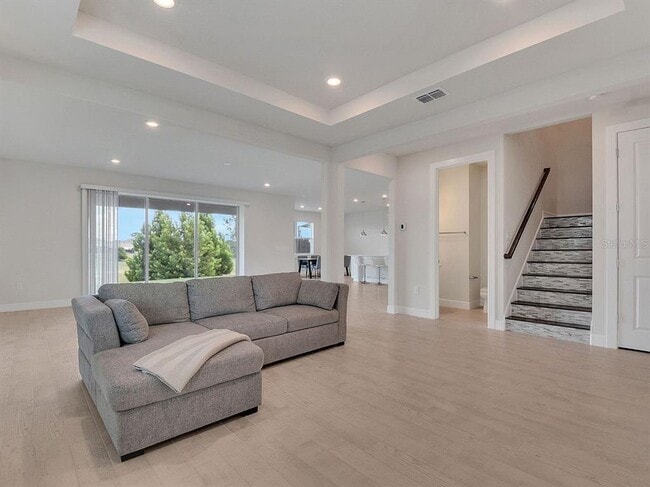 Photo - 4532 Gliding Wave St