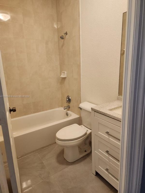 Photo - 10836 SW 243rd St