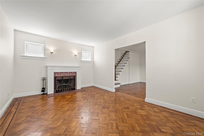 Photo - 26005 Kensington Pl
