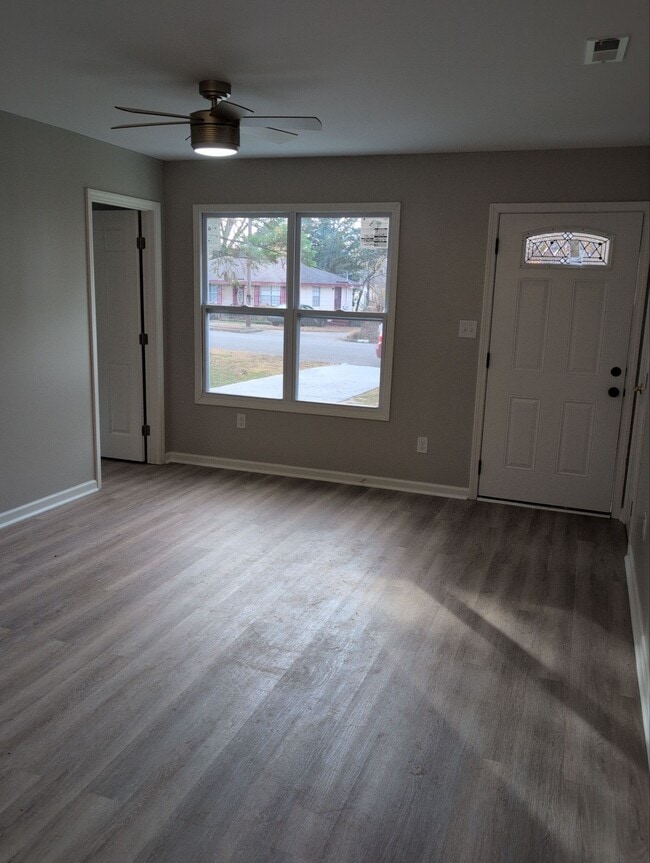 Photo - 3210 Delia Ln NW