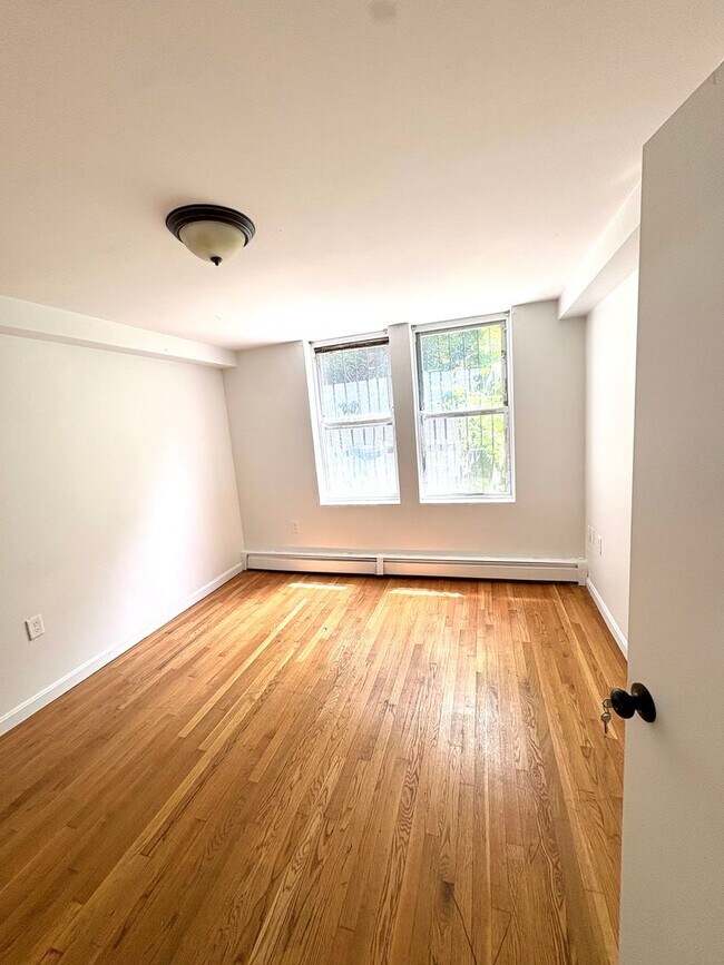 1680 Commonwealth Ave