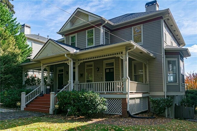 Building Photo - 815 Edgewood Ave NE