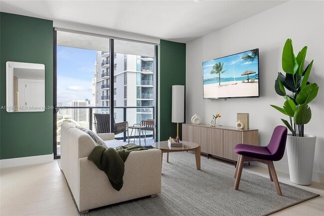 Building Photo - 159 NE 6th St Unit 3013 Rental