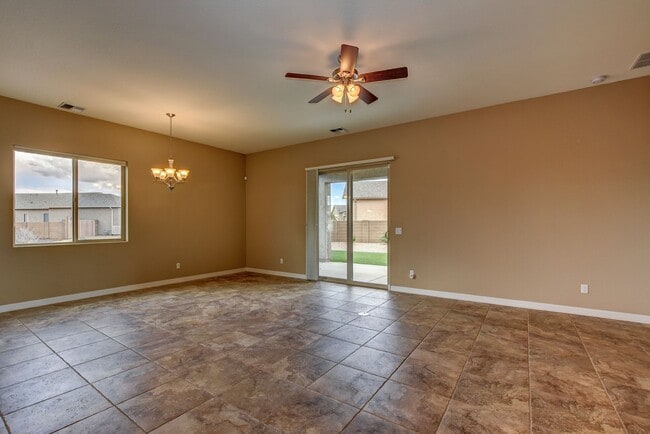 Photo - 3 Bed 2 Bath Home with 2.5 Car Garage for Rent in Granville!