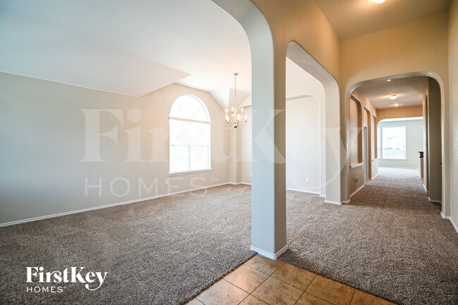 Photo - 824 Trailwood Dr