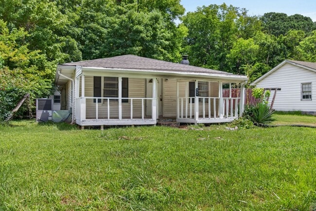 Photo - 141 W Rossview Rd
