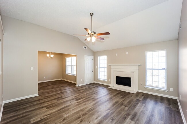 Photo - 10808 Knotty Pine Pl