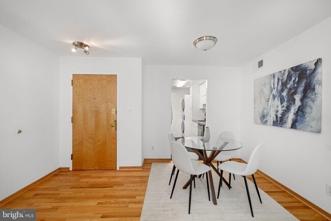 Photo - 1930 New Hampshire Ave NW