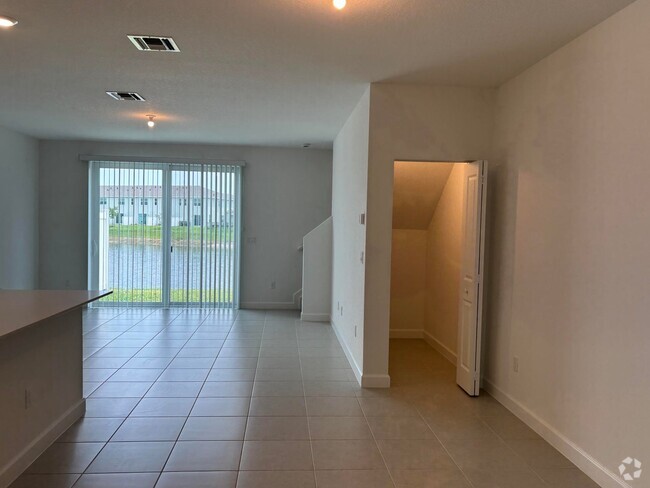 Building Photo - VERANDA Rental