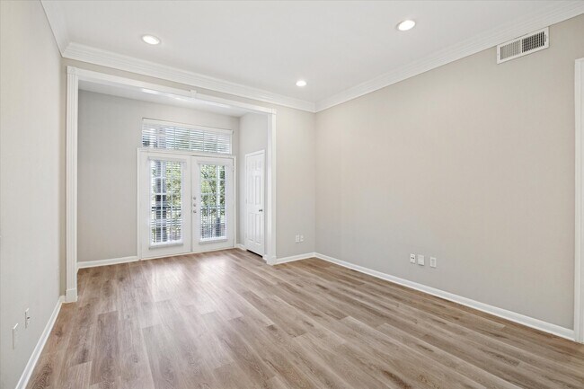 Photo - 5353 Memorial Dr Unidad 2063