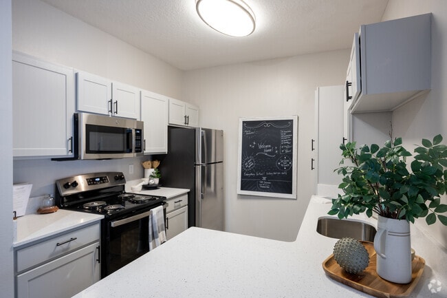 2BR, 2BA - 1,273SF - Kitchen - The Columns at Pilgrim Mill