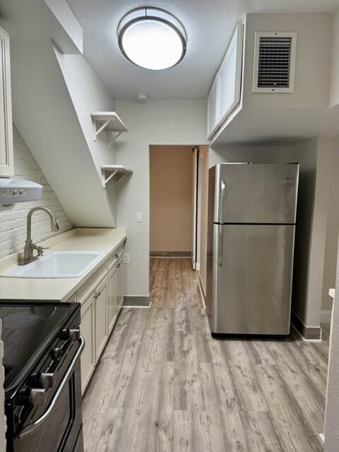 Photo - 301 S M St Unit 1