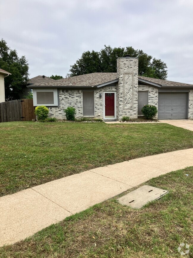 Building Photo - 2083 Rodeo Ct Rental