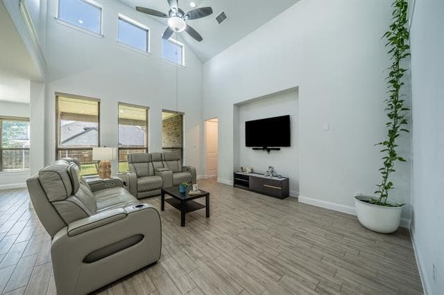 Photo - 921 Bayberry Dr