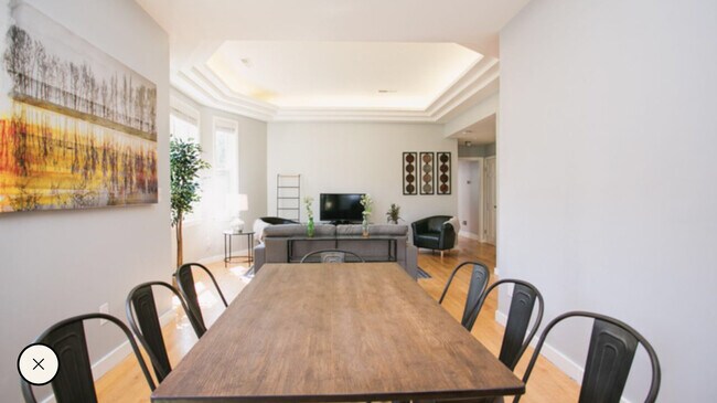 Photo - 7 Story St Unidad 3