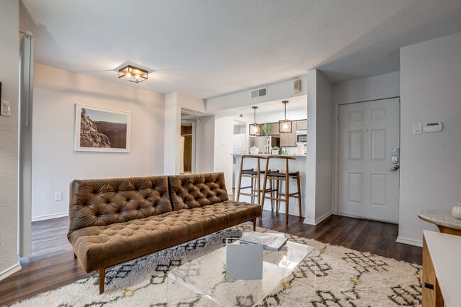 Photo - Tenison at White Rock