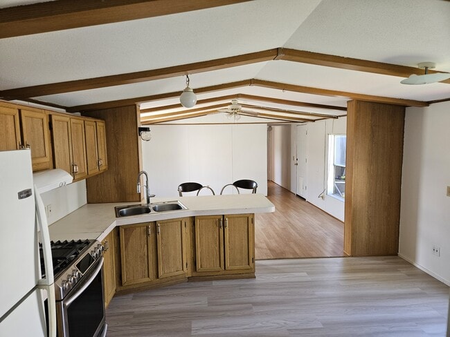 Photo - 1005 E Gallatin St