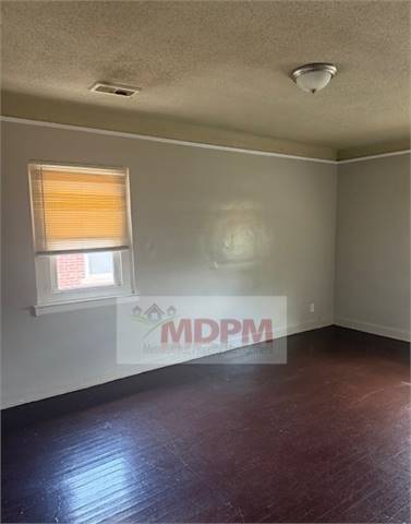 Photo - 17515 Northlawn St Unit Lower Flat