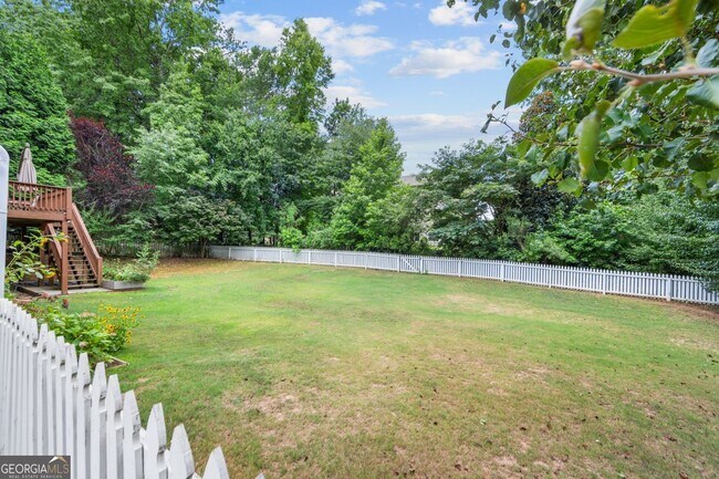 Photo - 940 Southfield Ln