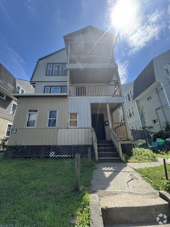 Building Photo - 494 Edgewood St Rental