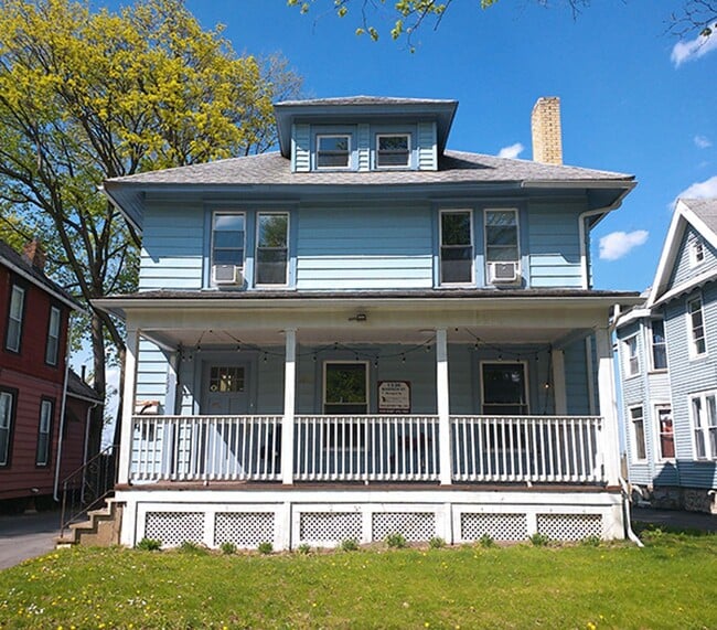 Photo - 1335 Madison St House