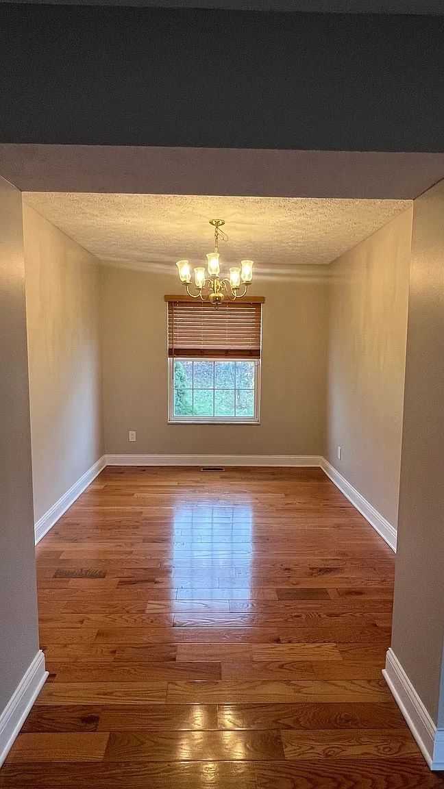 Photo - 6752 Riverside Glen Ct