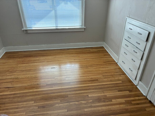 Photo - 210 Thompson St Unidad 2