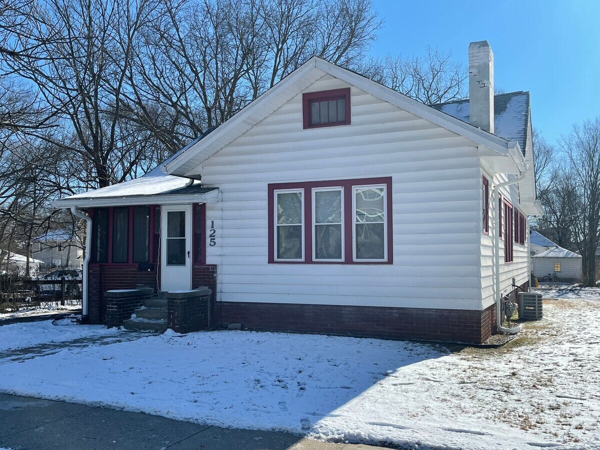 3 Bedroom 2 Bathroom on Campus! - 3 Bedroom 2 Bathroom on Campus! Casa