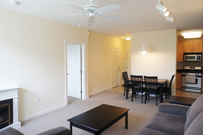 Photo - Residences At Riverwalk