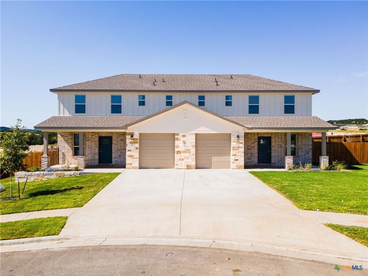 Photo - 107 Levi Ct Unidad A