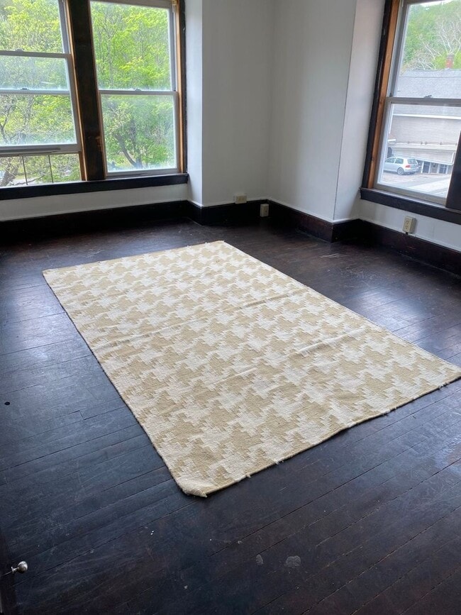 Photo - 120 Main St.