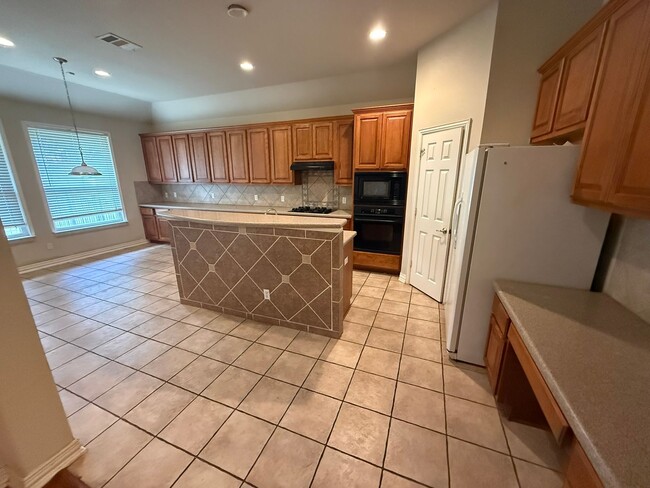 Photo - 4 Bedroom/2 Bath Links At Canyon Springs Subdivision