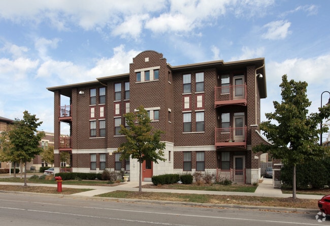 3839 S Cottage Grove Ave Apartments For Rent In Chicago Il